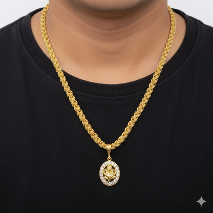 Luxurious Men's Gold Plated Pendant With Chain